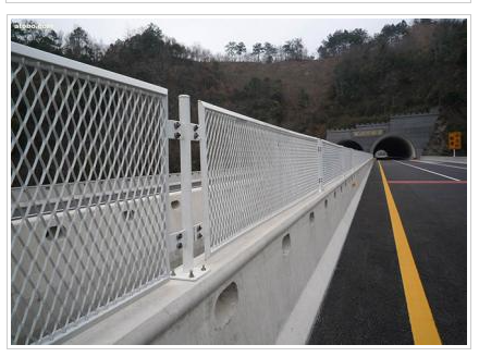 高速公路围栏