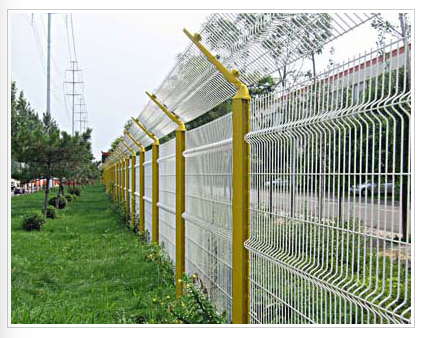 折弯护栏网