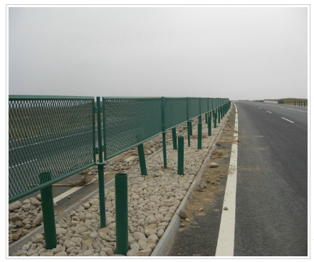高速公路围栏